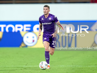 Robin Gosens of ACF Fiorentina in action during the Serie A Enilive match between ACF Fiorentina and AC Monza at Stadio Artemio Franchi on S...