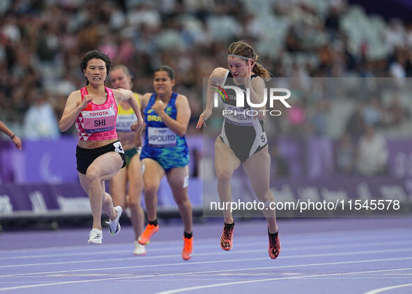 Danielle Aitchison of New Zealand celebrates winning silver in Women's 100m - T36 Final during the Paris 2024 Paralympic Games at Stade de F...