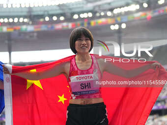 Yiting Shi of People's Republic of China celebrates winning gold in Women's 100m - T36 Final during the Paris 2024 Paralympic Games at Stade...