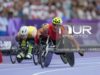 Juan Pablo Cervantes Garcia of Mexico celebrates winning gold in Men's 100m - T54 Final during the Paris 2024 Paralympic Games at Stade de F...