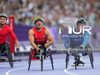 Juan Pablo Cervantes Garcia of Mexico celebrates winning gold in Men's 100m - T54 Final during the Paris 2024 Paralympic Games at Stade de F...