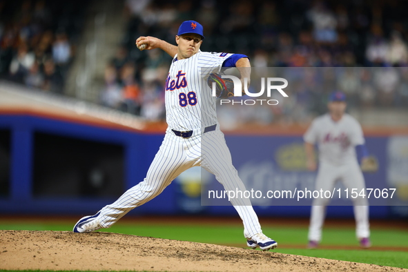 New York Mets relief pitcher Phil Maton #88 throws during the eighth inning of the baseball game against the Boston Red Sox at Citi Field in...