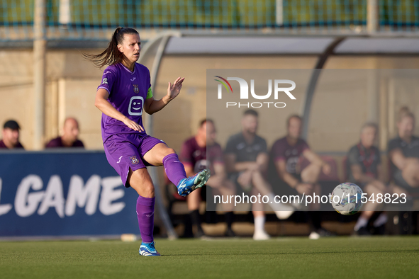 Laura De Neve, captain of Anderlecht, is in action during the UEFA Women's Champions League First qualifying round, Semi-finals CP-Group 4 s...