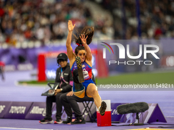 Noelle Lambert of the USA competes in the Women's Long Jump - T63 and wins the gold medal at Stade de France during the Paris 2024 Paralympi...