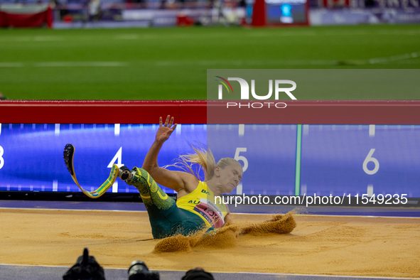 Vanessa Low of Australia competes in the Women's Long Jump - T63 and wins the gold medal at Stade de France during the Paris 2024 Paralympic...