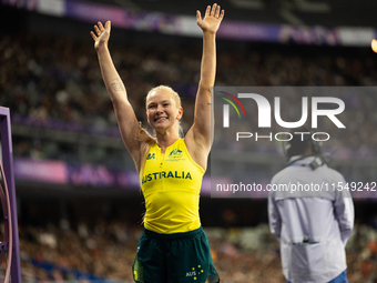 Vanessa Low of Australia reacts after winning the gold medal in the Women's Long Jump - T63 at Stade de France during the Paris 2024 Paralym...