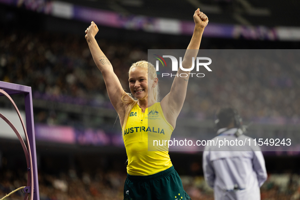 Vanessa Low of Australia reacts after winning the gold medal in the Women's Long Jump - T63 at Stade de France during the Paris 2024 Paralym...