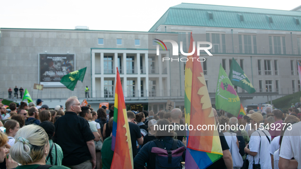 Thousands of people take part in a demonstration against an AF politician event for community dialogue at Essen Philharmonic Hall in Essen,...