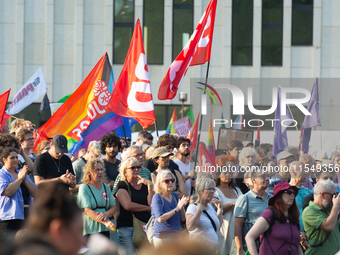 Thousands of people take part in a demonstration against an AF politician event for community dialogue at Essen Philharmonic Hall in Essen,...