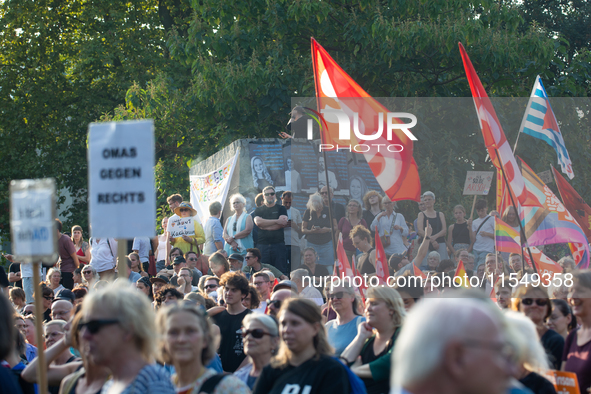 Thousands of people take part in a demonstration against an AF politician event for community dialogue at Essen Philharmonic Hall in Essen,...