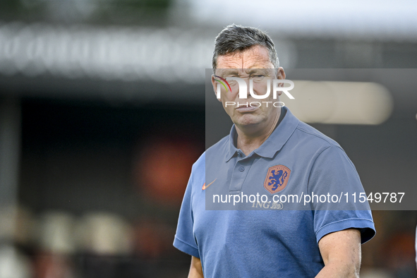 Netherlands assistant trainer Leeroy Echteld during the match between the Netherlands and North Macedonia at the Yanmar Stadium for the Qual...