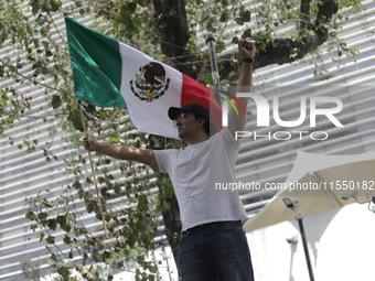 Judiciary workers block the streets near the Senate of Mexico, blocking access to legislators, while demonstrating to protest against the Ju...