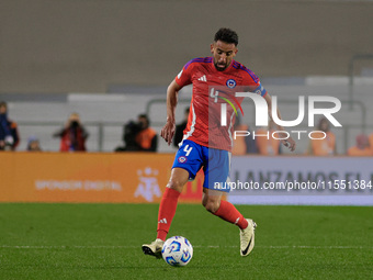 Mauricio Isla of Chile is in action during the FIFA World Cup 2026 Qualifier match between Argentina and Chile at Estadio Mas Monumental Ant...