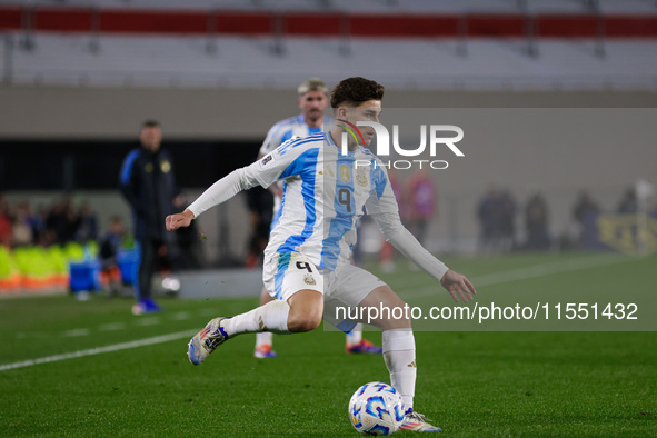 Julian Alvarez of Argentina is in action during the FIFA World Cup 2026 Qualifier match between Argentina and Chile at Estadio Mas Monumenta...