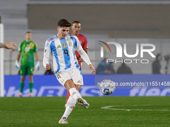 Julian Alvarez of Argentina is in action during the FIFA World Cup 2026 Qualifier match between Argentina and Chile at Estadio Mas Monumenta...