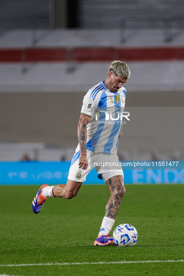 Rodrigo de Paul of Argentina is in action during the FIFA World Cup 2026 Qualifier match between Argentina and Chile at Estadio Mas Monument...