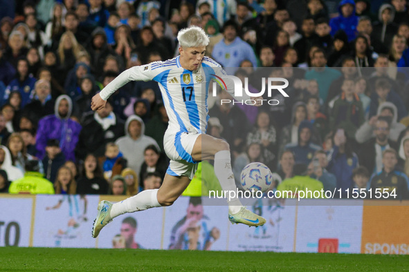 Alejandro Garnacho of Argentina is in action during the FIFA World Cup 2026 Qualifier match between Argentina and Chile at Estadio Mas Monum...