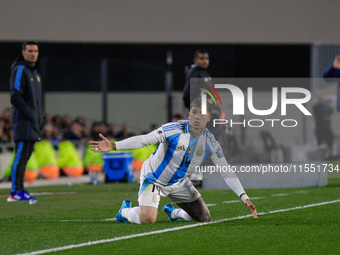 Enzo Fernandez of Argentina gestures during the FIFA World Cup 2026 Qualifier match between Argentina and Chile at Estadio Mas Monumental An...