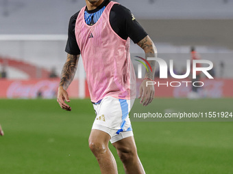 Cristian Romero of Argentina warms up before the FIFA World Cup 2026 Qualifier match between Argentina and Chile at Estadio Mas Monumental A...