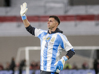 Emiliano Martinez of Argentina warms up before the FIFA World Cup 2026 Qualifier match between Argentina and Chile at Estadio Mas Monumental...