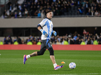 Emiliano Martinez of Argentina warms up before the FIFA World Cup 2026 Qualifier match between Argentina and Chile at Estadio Mas Monumental...