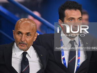 Luciano Spalletti, coach of Italy, and Gianluigi Buffon during the UEFA National League Matchday 1 match between France and Italy at the Par...