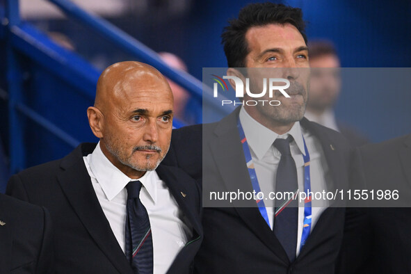 Luciano Spalletti, coach of Italy, and Gianluigi Buffon during the UEFA National League Matchday 1 match between France and Italy at the Par...