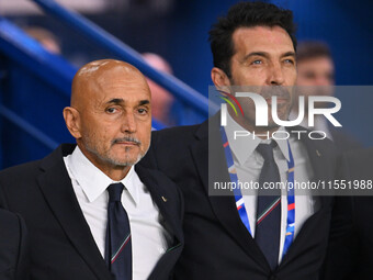 Luciano Spalletti, coach of Italy, and Gianluigi Buffon during the UEFA National League Matchday 1 match between France and Italy at the Par...