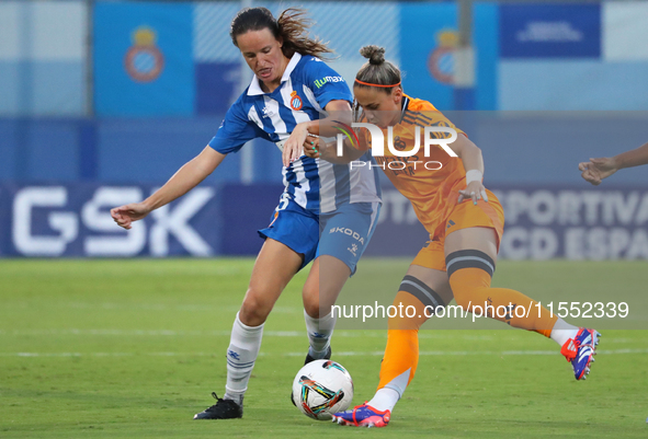 Athenea del Castillo and Lice Chamorro play during the match between RCD Espanyol Women and Real Madrid CF Women, corresponding to week 1 of...