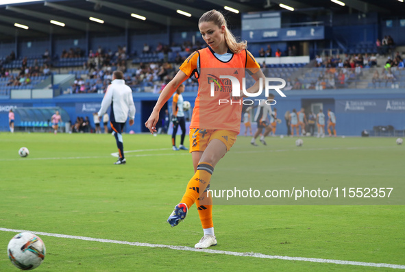 Melanie Leupolz plays during the match between RCD Espanyol Women and Real Madrid CF Women, corresponding to week 1 of the Liga F, at the Da...