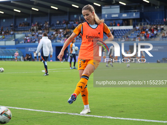 Melanie Leupolz plays during the match between RCD Espanyol Women and Real Madrid CF Women, corresponding to week 1 of the Liga F, at the Da...