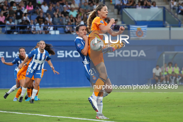 Melanie Leupolz and Julia Guerra play during the match between RCD Espanyol Women and Real Madrid CF Women, corresponding to week 1 of the L...