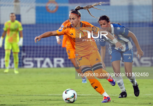 Athenea del Castillo plays during the match between RCD Espanyol Women and Real Madrid CF Women, corresponding to week 1 of the Liga F, at t...