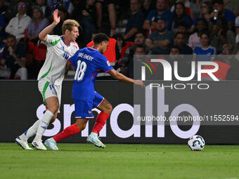 Marco Brescianini (ITA) and Warren Zaire-Emery (FRA) during the UEFA National League Matchday 1 match between France and Italy at the Parc d...