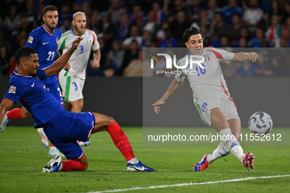 Giacomo Raspadori (ITA) scores the 1-3 goal during the UEFA National League Matchday 1 match between France and Italy at the Parc des Prince...