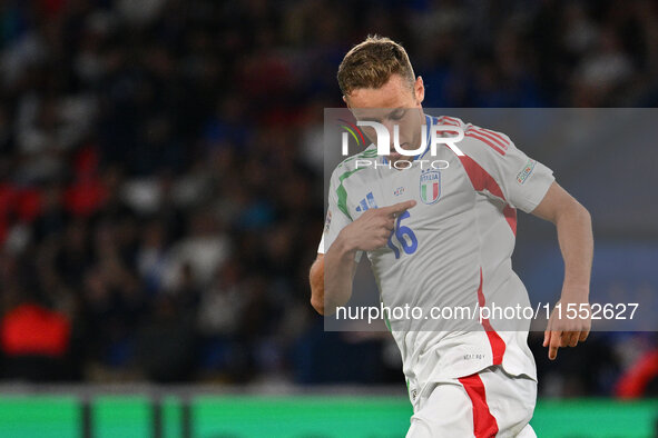 Davide Frattesi (ITA) celebrates after scoring the goal of 1-2 during the UEFA Nations League Matchday 1 match between France and Italy at t...