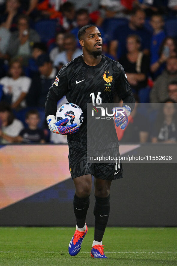 Mike Maignan (FRA) during the UEFA National League Matchday 1 match between France and Italy at the Parc des Princes Stadium in Paris, Franc...