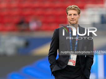 Marco Brescianini of Italy inspects the pitch before the UEFA Nations League 2024/25 League A Group A2 match between France and Italy at Par...