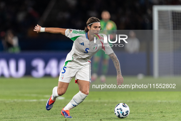 Riccardo Calafiori of Italy is in action during the UEFA Nations League 2024/25 League A Group A2 match between France and Italy at Parc des...