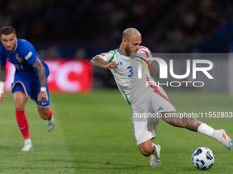 Federico Dimarco of Italy is in action during the UEFA Nations League 2024/25 League A Group A2 match between France and Italy at Parc des P...