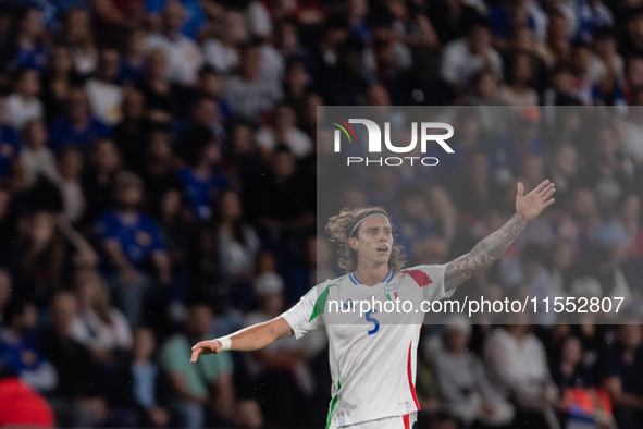 Riccardo Calafiori of Italy is in action during the UEFA Nations League 2024/25 League A Group A2 match between France and Italy at Parc des...