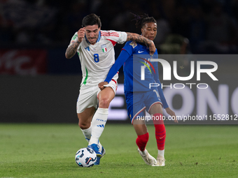 Sandro Tonali of Italy is in action during the UEFA Nations League 2024/25 League A Group A2 match between France and Italy at Parc des Prin...