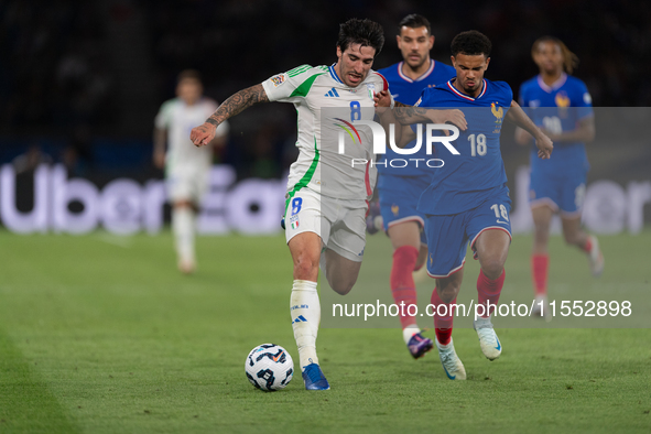 Sandro Tonali of Italy is in action during the UEFA Nations League 2024/25 League A Group A2 match between France and Italy at Parc des Prin...