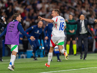 Davide Frattesi of Italy celebrates a goal during the UEFA Nations League 2024/25 League A Group A2 match between France and Italy at Parc d...