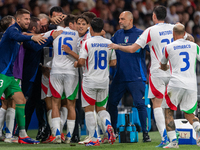 Davide Frattesi of Italy celebrates a goal with his teammates during the UEFA Nations League 2024/25 League A Group A2 match between France...