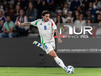 Sandro Tonali of Italy is in action during the UEFA Nations League 2024/25 League A Group A2 match between France and Italy at Parc des Prin...