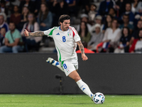 Sandro Tonali of Italy is in action during the UEFA Nations League 2024/25 League A Group A2 match between France and Italy at Parc des Prin...