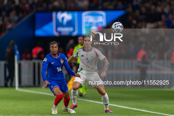 Riccardo Calafiori of Italy is in action during the UEFA Nations League 2024/25 League A Group A2 match between France and Italy at Parc des...