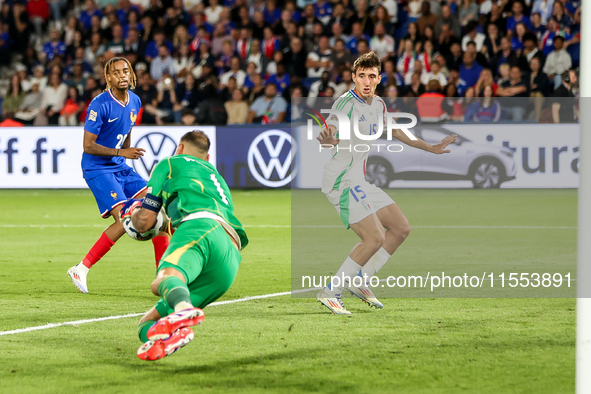 Bradley Barcola , Gianluigi Donnarumma , Andrea Cambiaso  during France vs Italy, UEFA Nations League match, in Paris, France on September 6...