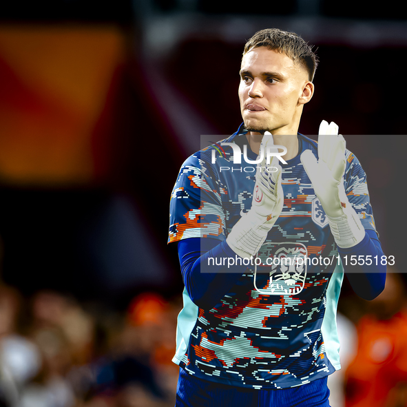 Netherlands goalkeeper Bart Verbruggen during the match between the Netherlands and Bosnia and Herzegovina at the Philips Stadium for the UE...